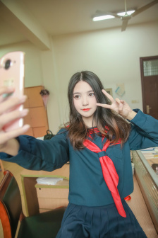 富婆性俱乐部纵欲狂